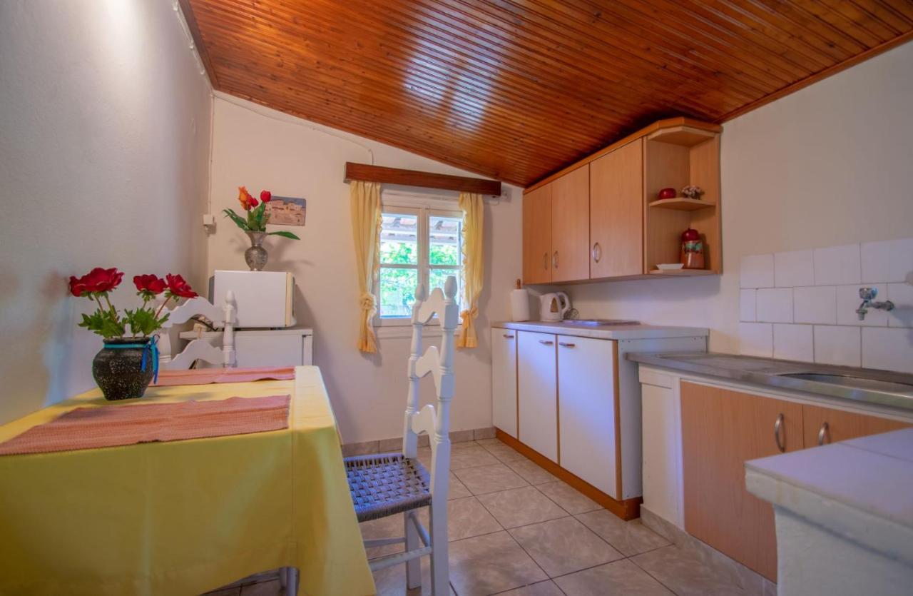 Doras Beach Bungalow B By "Elite" Planos  Ngoại thất bức ảnh